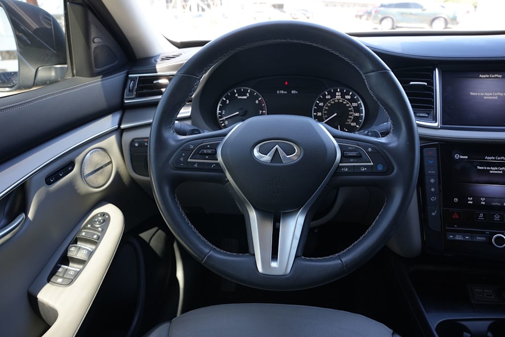 Thumbnail: 2023 INFINITI QX50 - 9