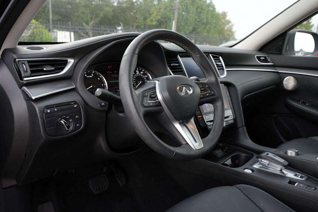 Thumbnail: 2023 INFINITI QX50 - 13