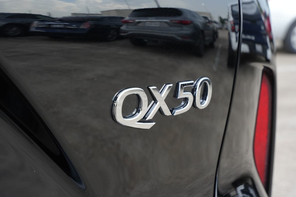 Thumbnail: 2023 INFINITI QX50 - 7