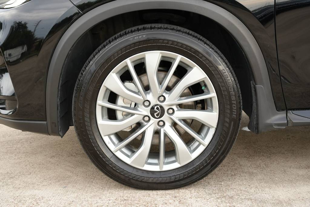 Thumbnail: 2023 INFINITI QX50 - 8
