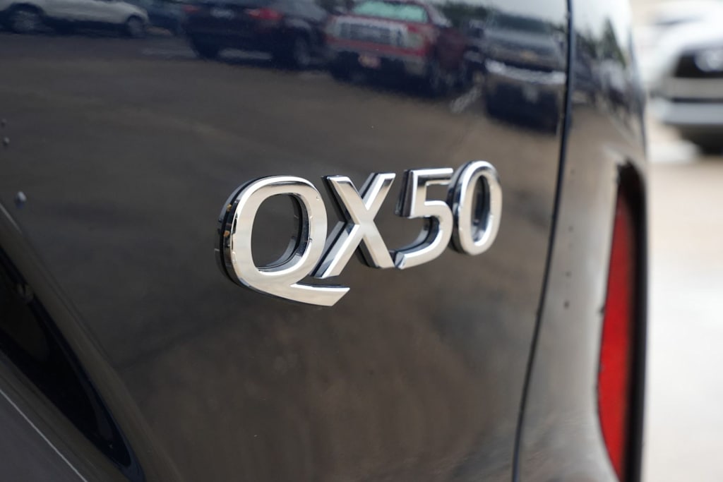 Thumbnail: 2023 INFINITI QX50 - 7