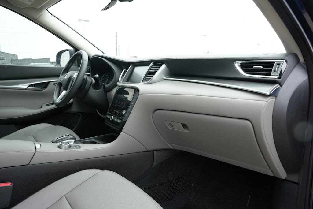 Thumbnail: 2023 INFINITI QX50 - 13
