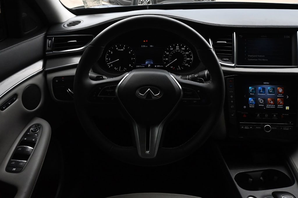 Thumbnail: 2023 INFINITI QX50 - 8