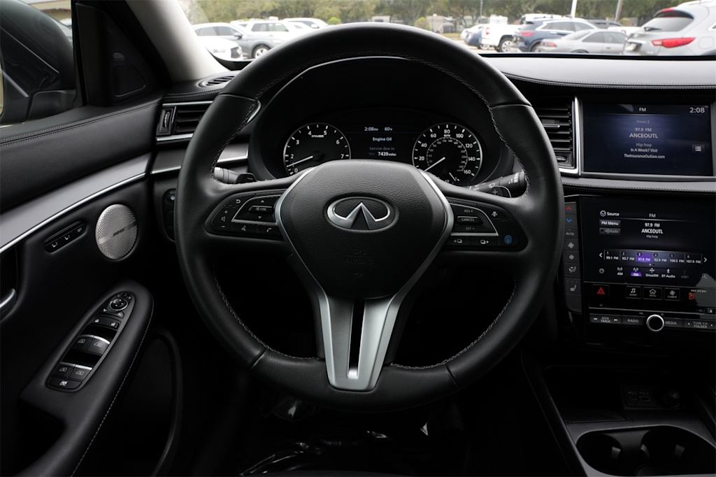 Thumbnail: 2025 INFINITI QX50 - 10