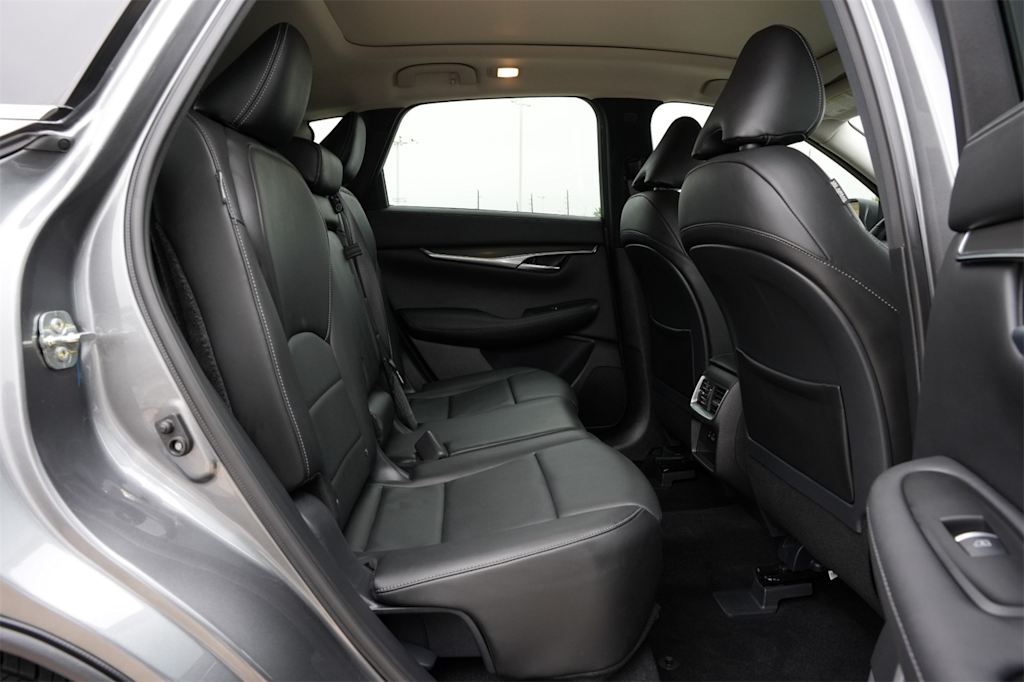 Thumbnail: 2025 INFINITI QX50 - 26