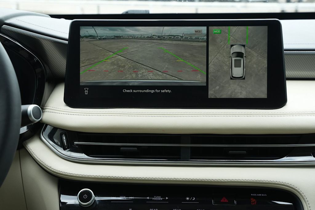 Thumbnail: 2025 INFINITI QX50 - 24