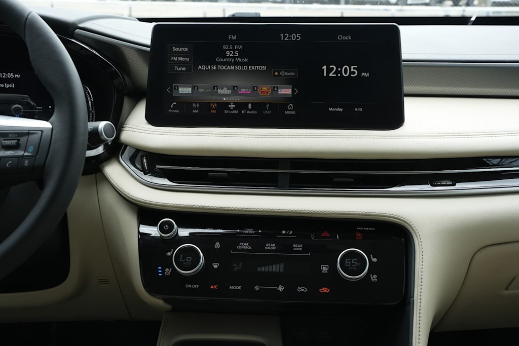 Thumbnail: 2025 INFINITI QX50 - 14