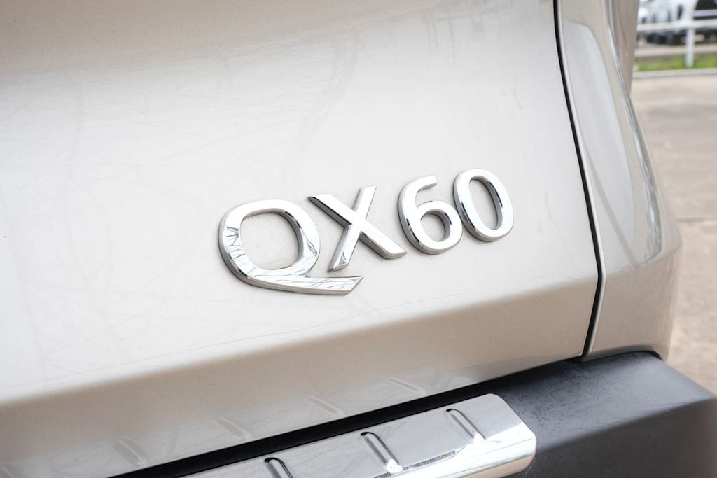 Thumbnail: 2025 INFINITI QX50 - 6
