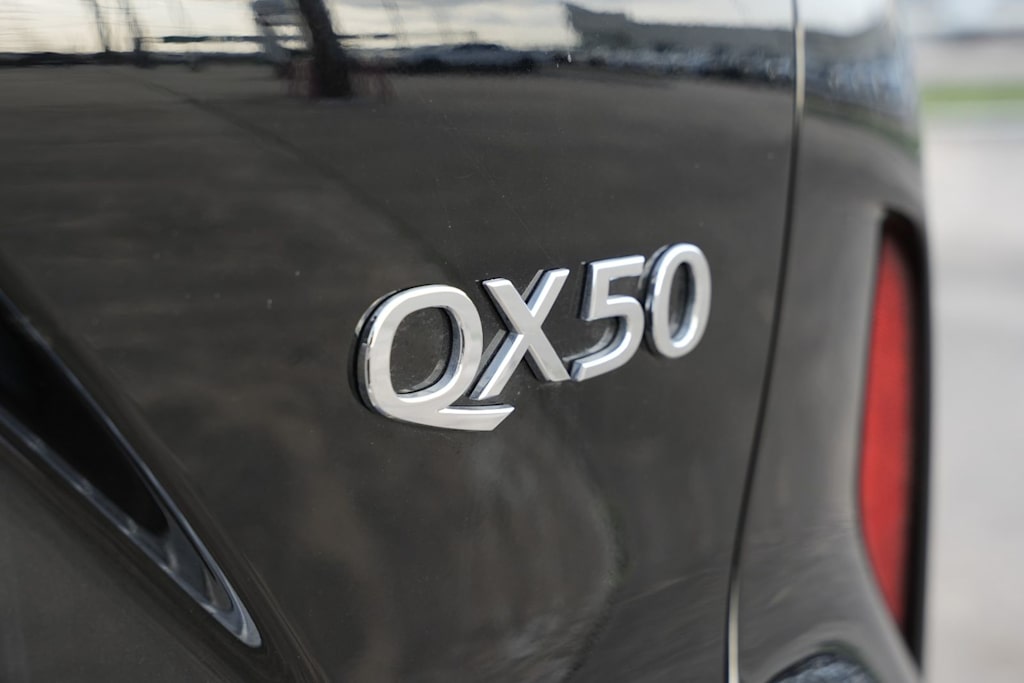 Thumbnail: 2025 INFINITI QX50 - 7