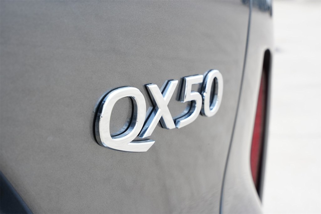 2025 INFINITI QX50 Luxe 7