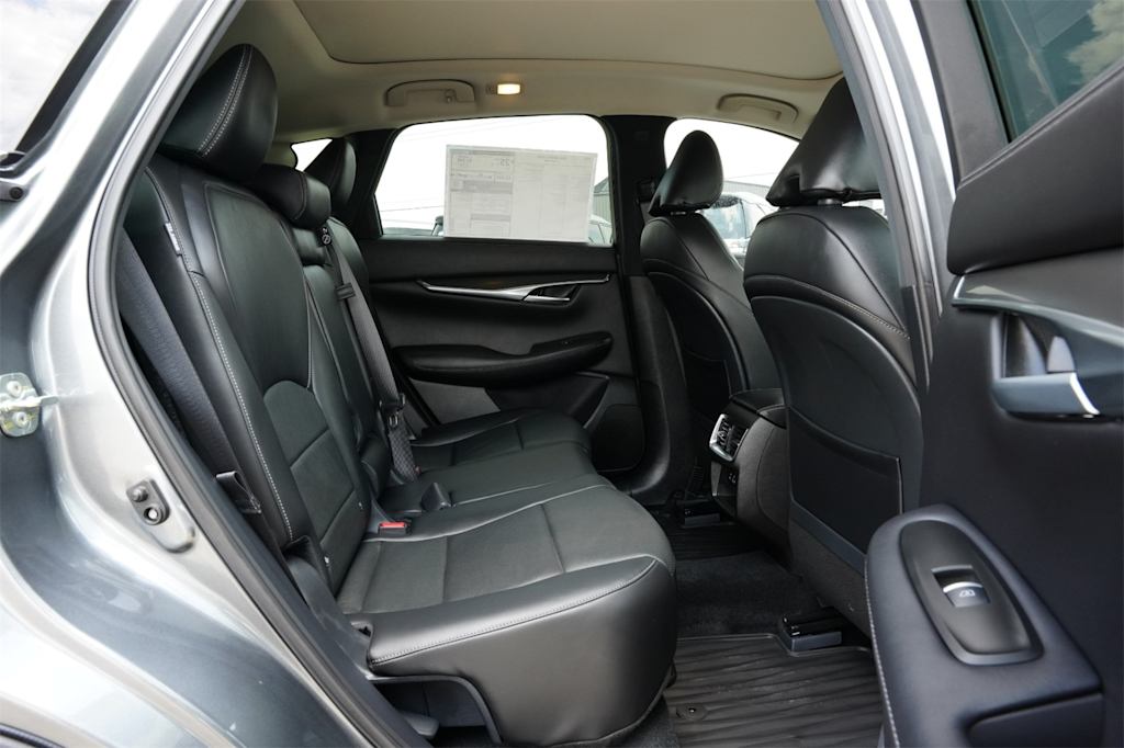2025 INFINITI QX50 Luxe 26