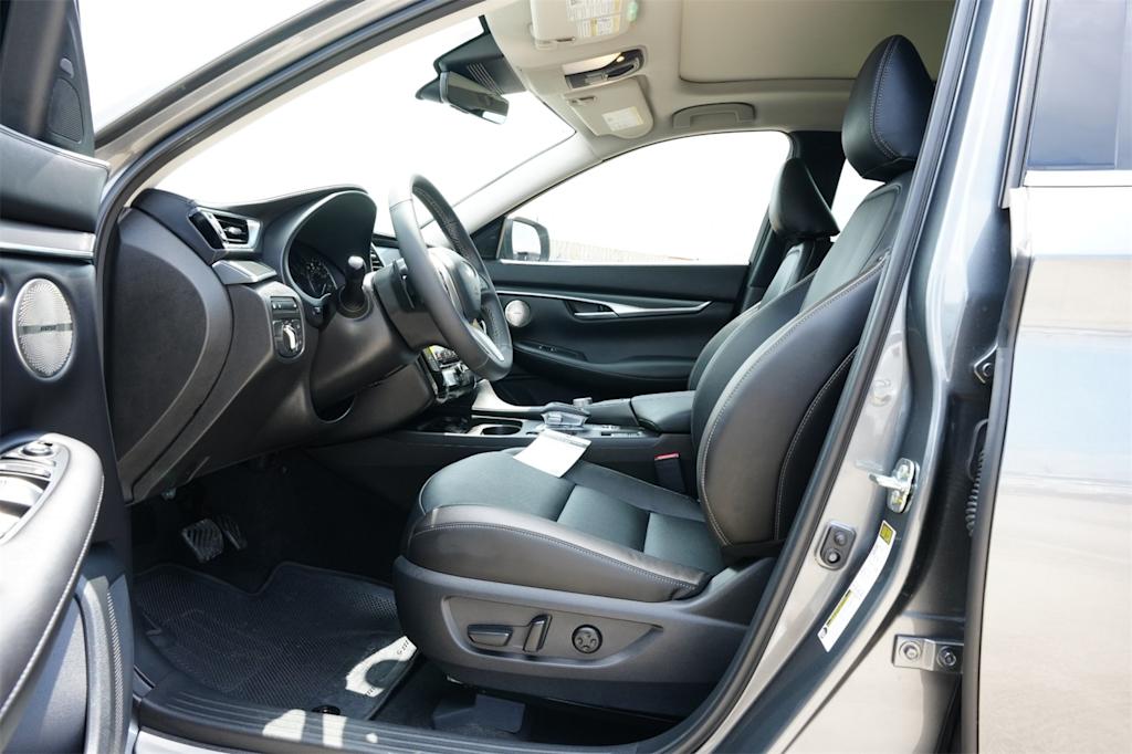 2025 INFINITI QX50 Luxe 11