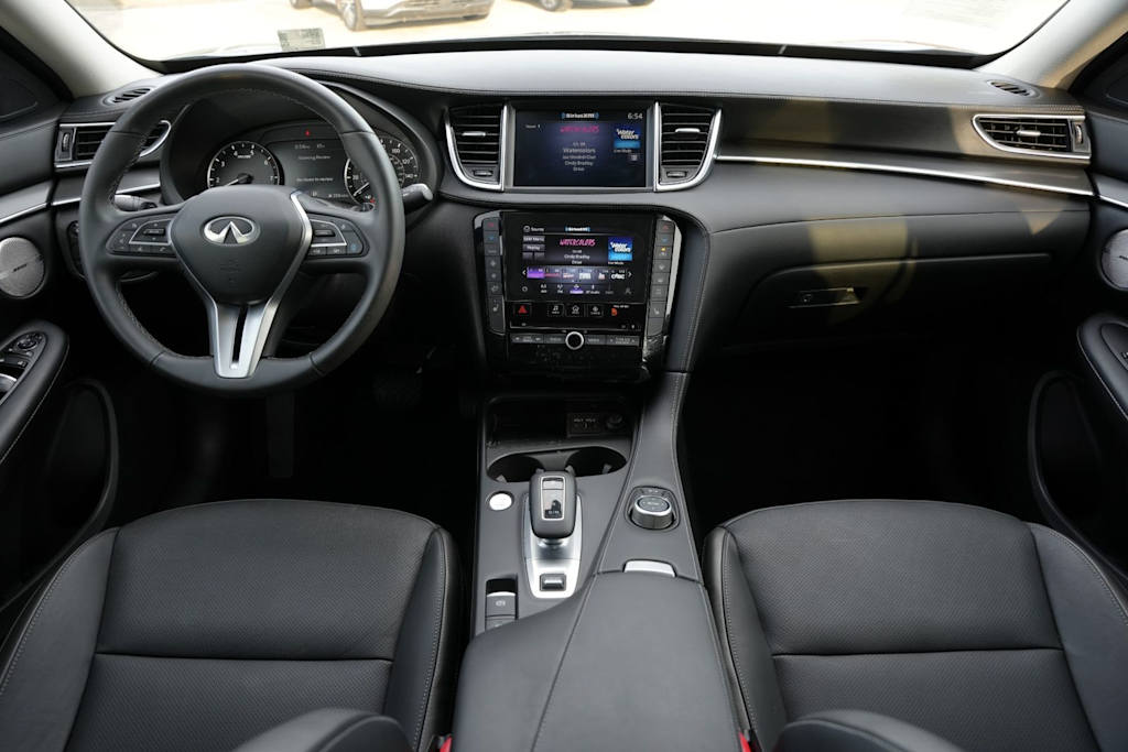 Thumbnail: 2025 INFINITI QX50 - 2