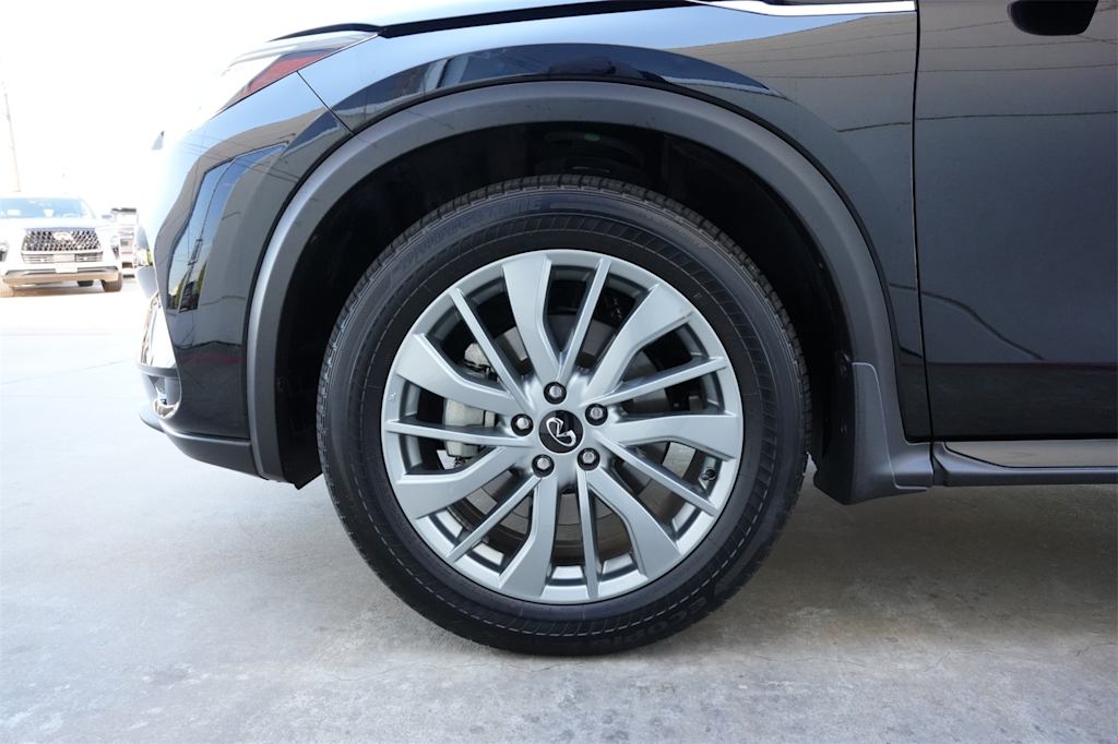 Thumbnail: 2025 INFINITI QX50 - 8