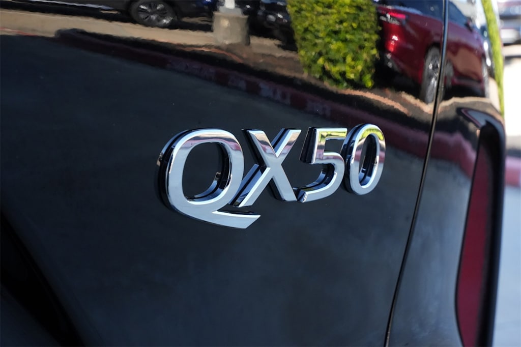 Thumbnail: 2025 INFINITI QX50 - 7