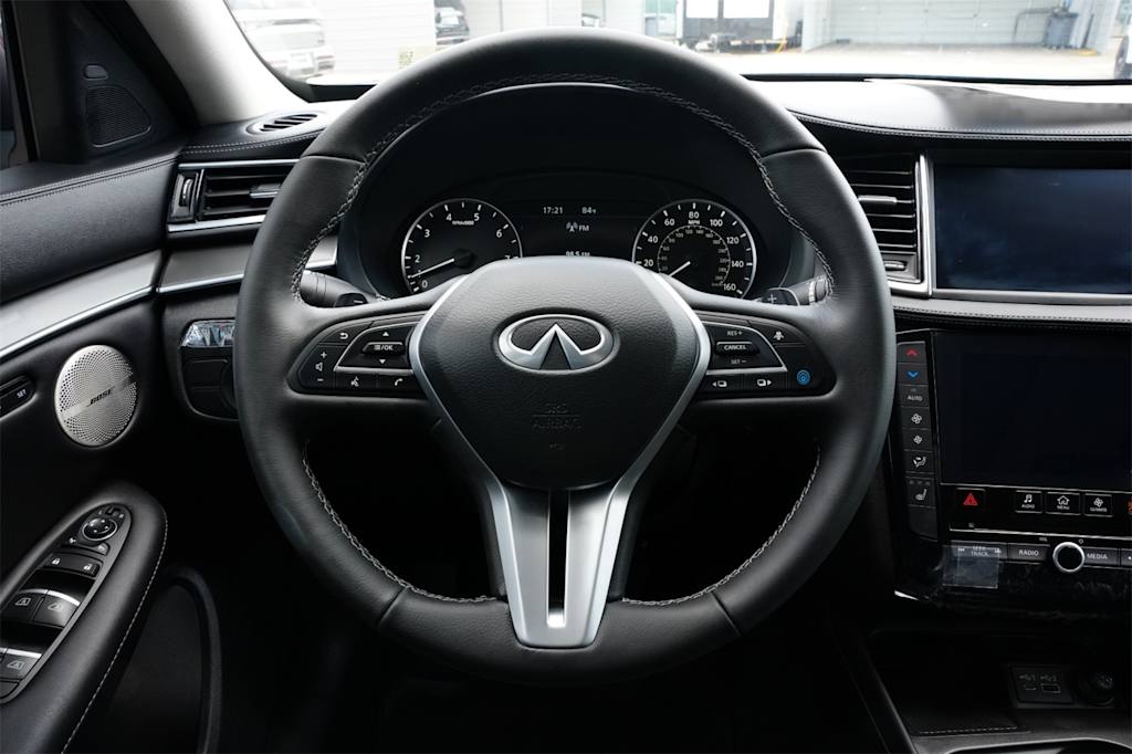 2025 INFINITI QX50 Luxe 10