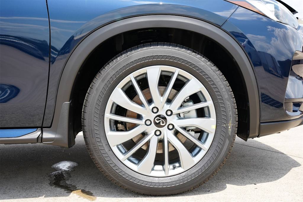 2025 INFINITI QX50 Luxe 8