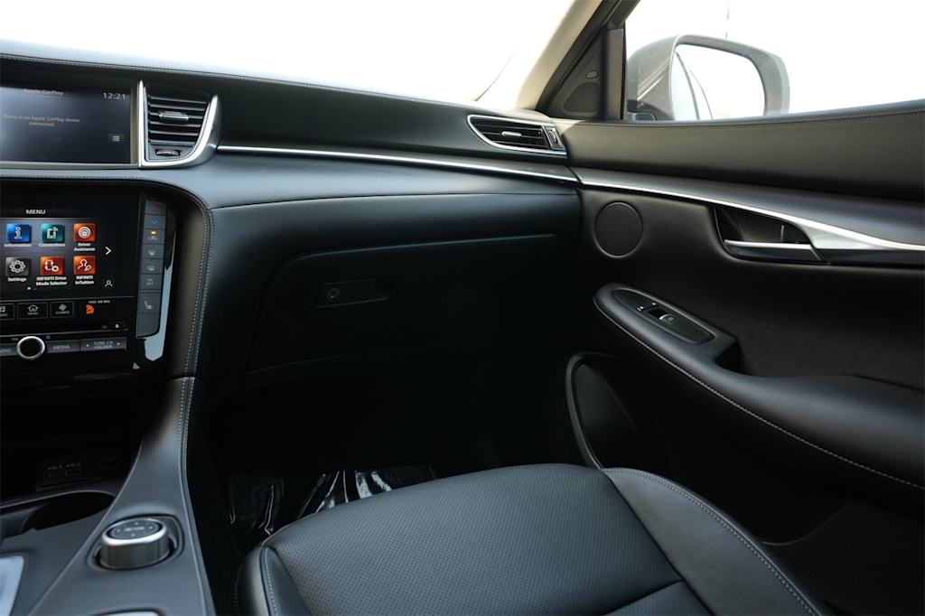 Thumbnail: 2025 INFINITI QX50 - 21