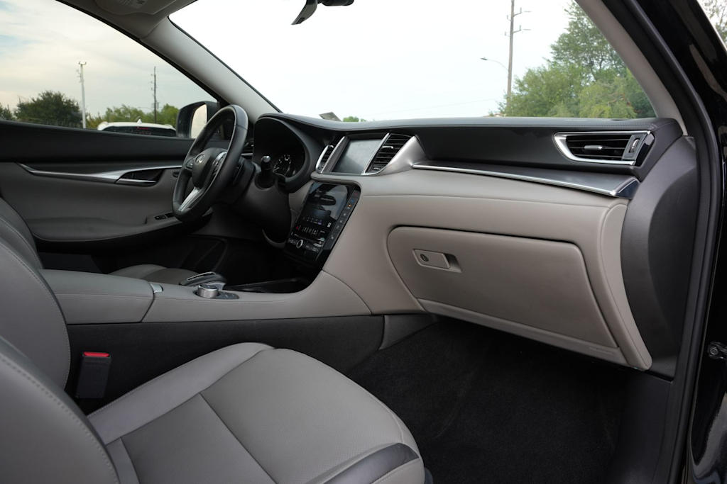 Thumbnail: 2023 INFINITI QX50 - 14