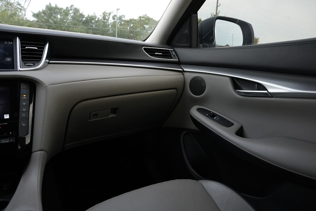 Thumbnail: 2023 INFINITI QX50 - 20