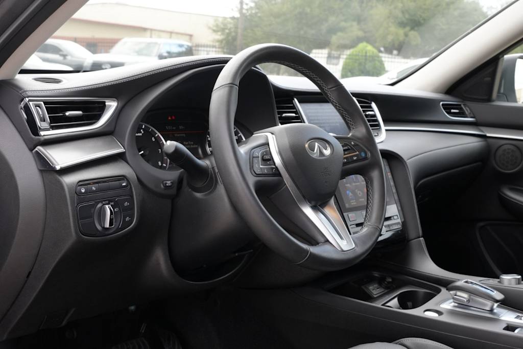 Thumbnail: 2023 INFINITI QX50 - 13