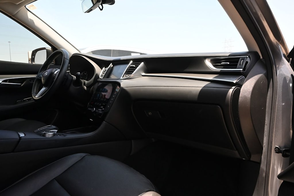 Thumbnail: 2025 INFINITI QX50 - 14
