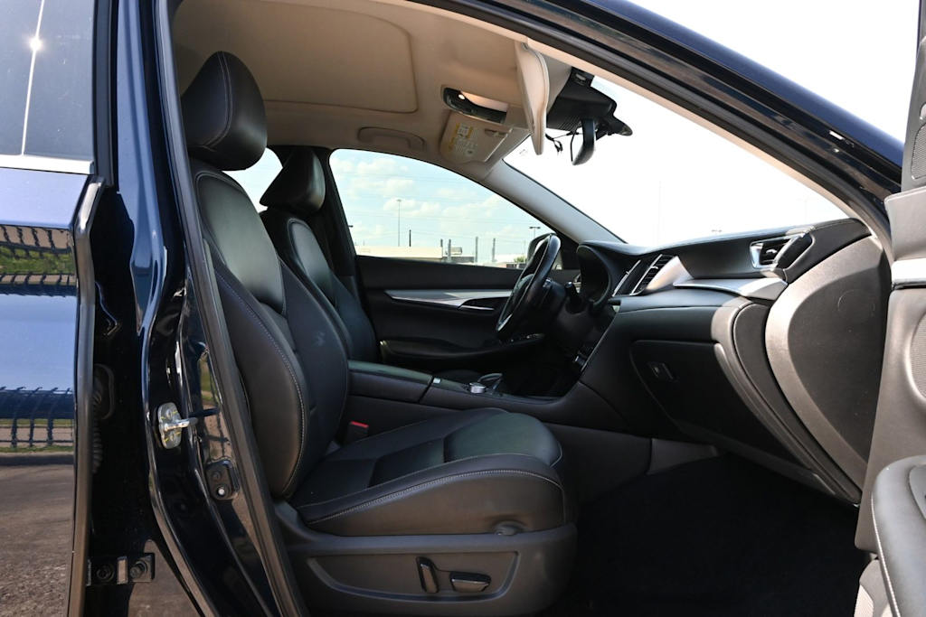 Thumbnail: 2021 INFINITI QX50 - 11