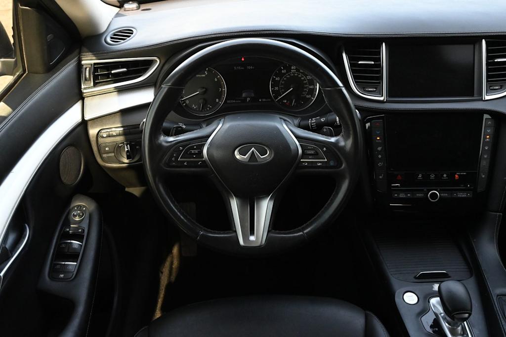 Thumbnail: 2021 INFINITI QX50 - 9