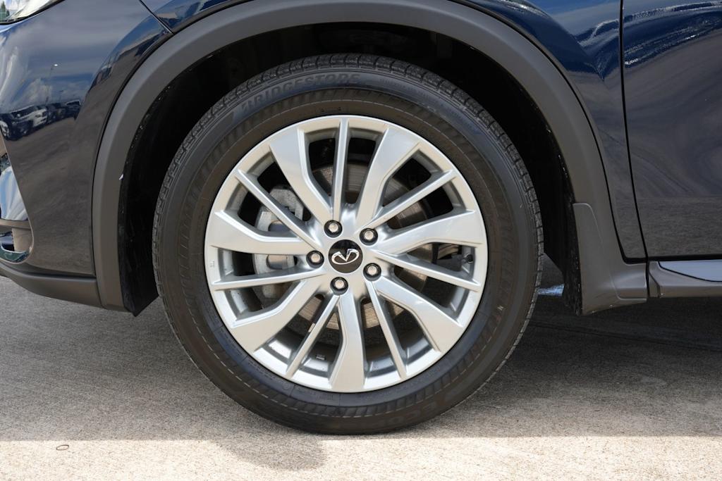 Thumbnail: 2023 INFINITI QX50 - 8