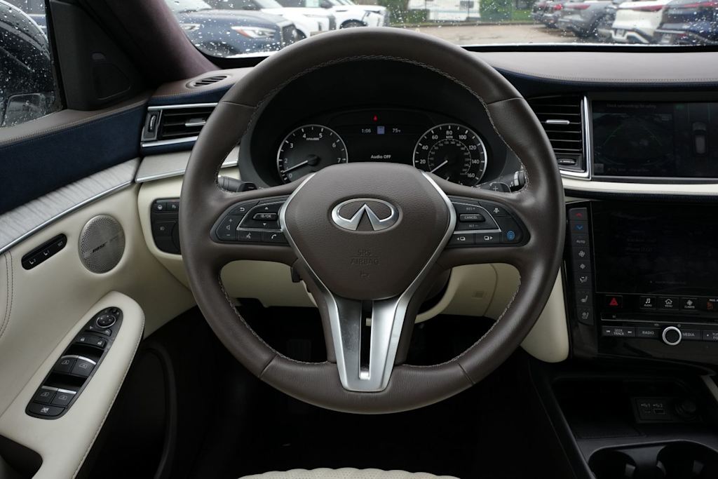 Thumbnail: 2024 INFINITI QX50 - 9
