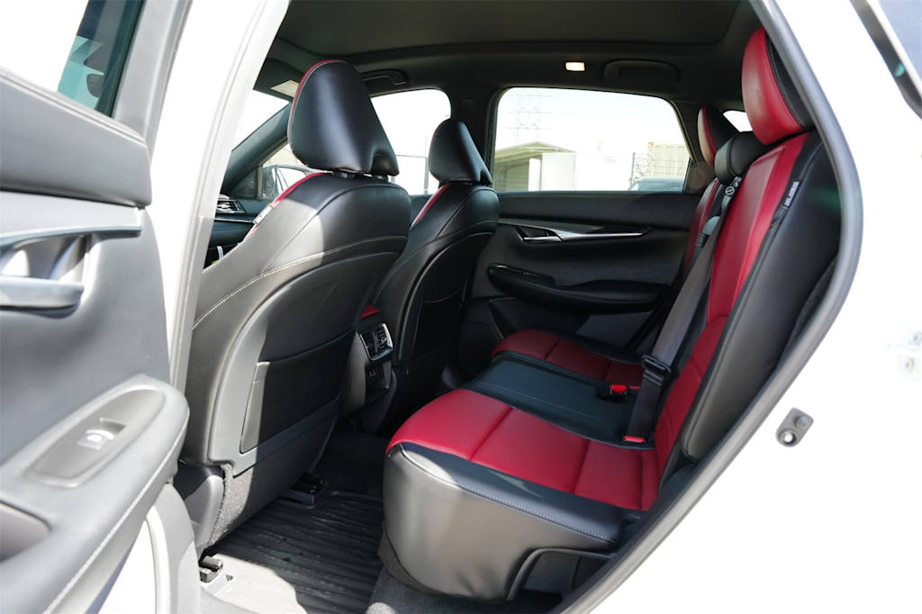 2025 INFINITI QX50 Sport 13