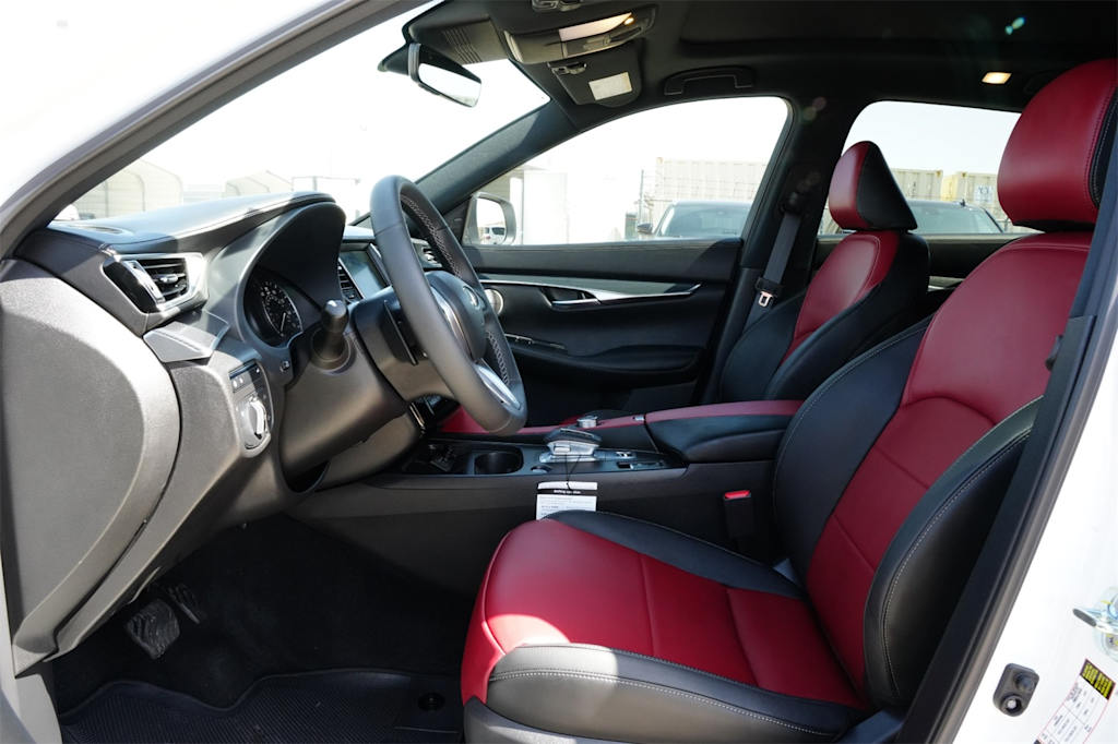2025 INFINITI QX50 Sport 11