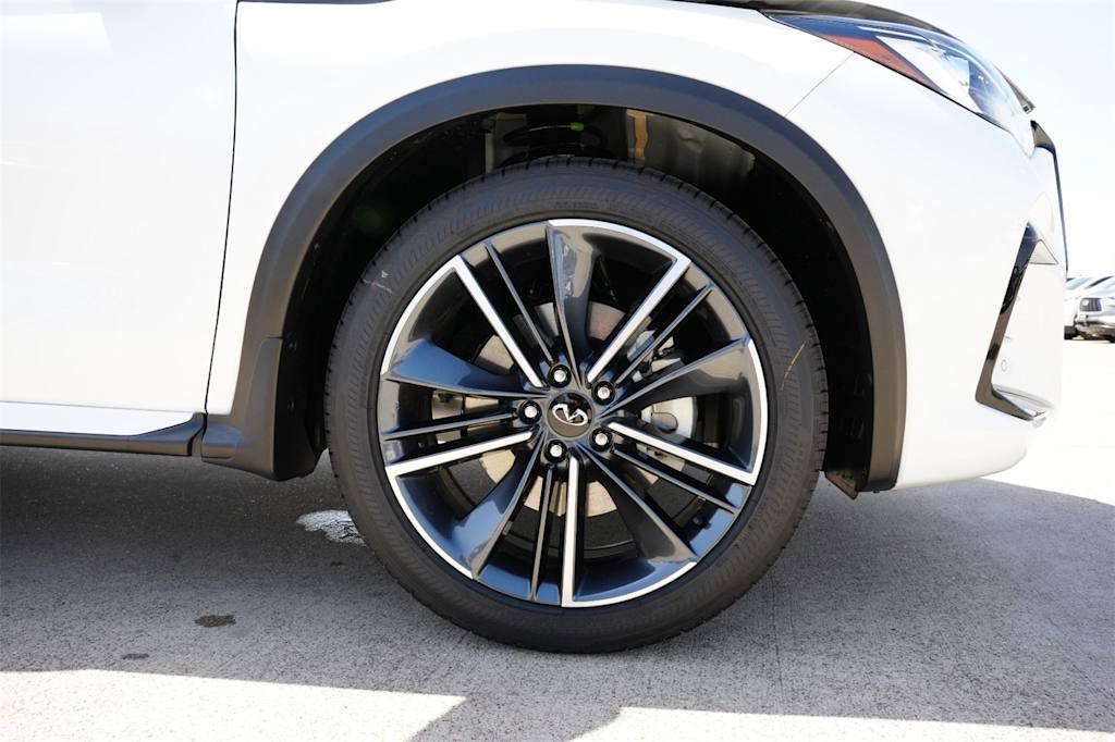 2025 INFINITI QX50 Sport 8