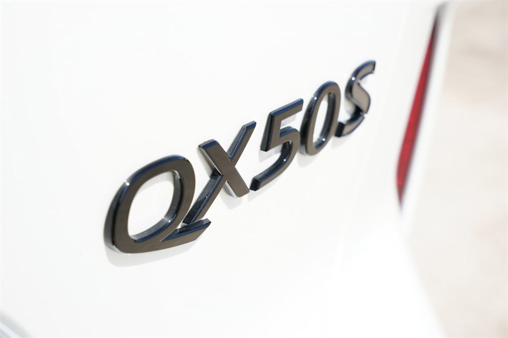 2025 INFINITI QX50 Sport 7