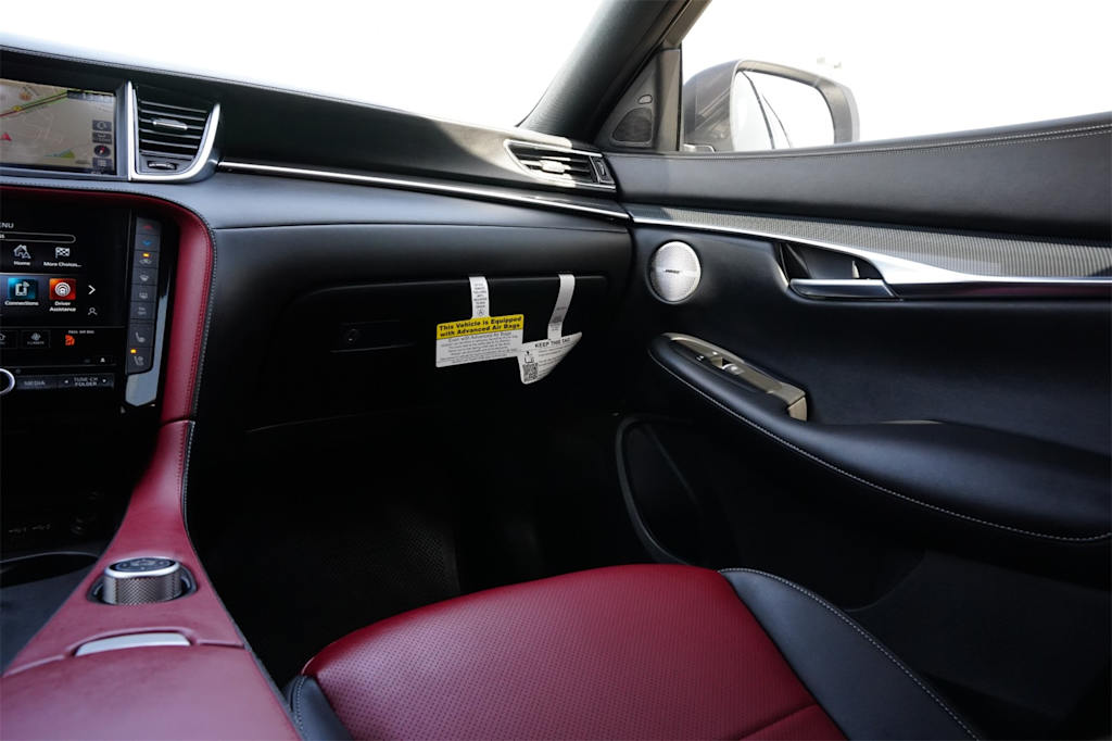 2025 INFINITI QX50 Sport 10