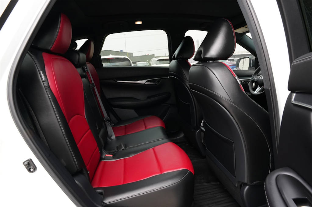 2025 INFINITI QX50 Sport 28