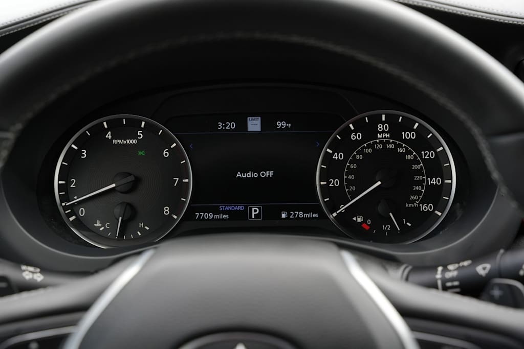 Thumbnail: 2025 INFINITI QX50 - 17