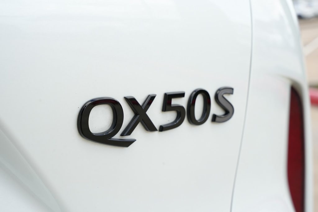 Thumbnail: 2025 INFINITI QX50 - 7