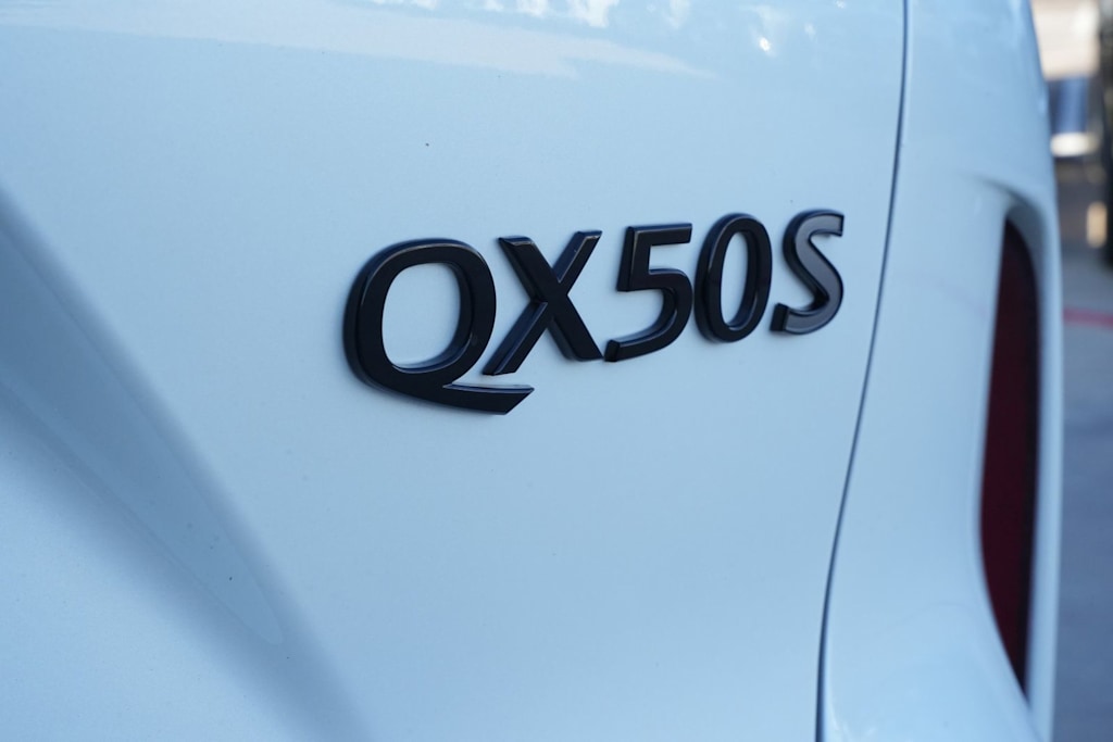 Thumbnail: 2025 INFINITI QX50 - 7