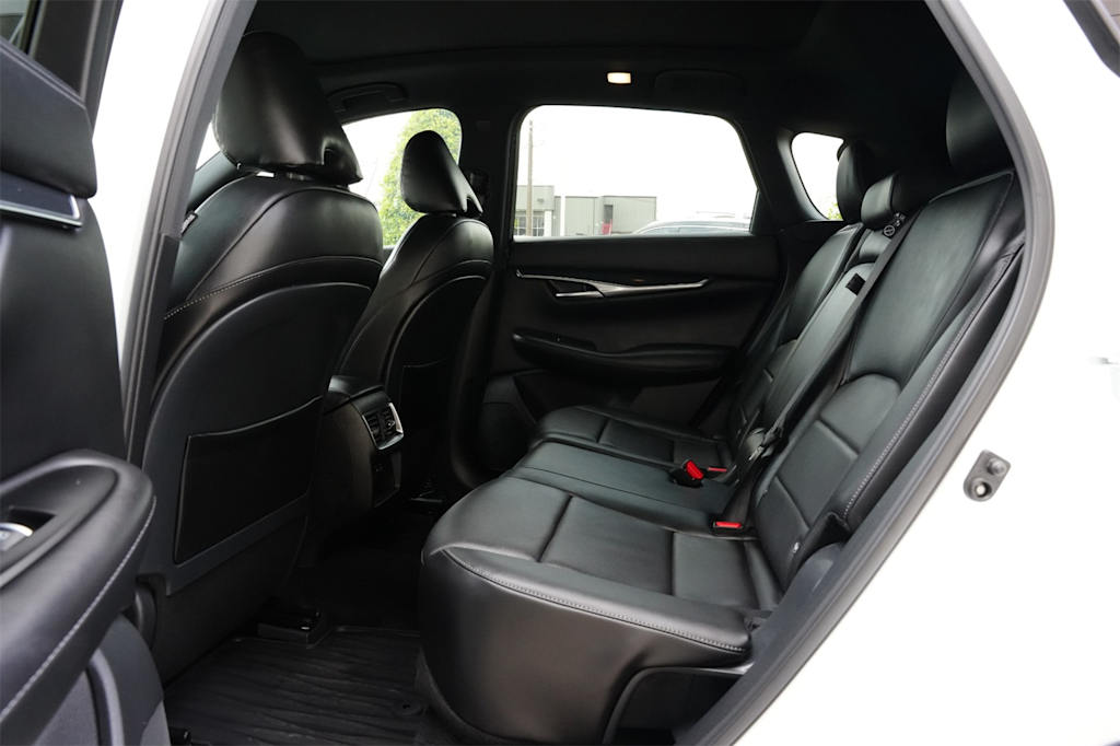 2025 INFINITI QX50 Sport 12