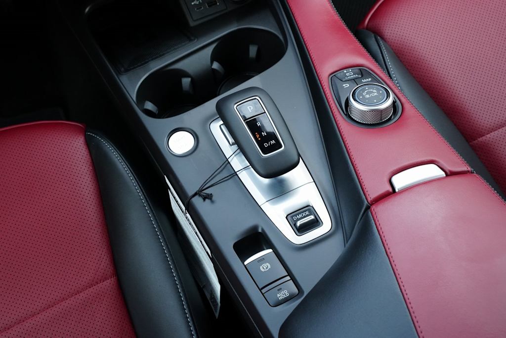2025 INFINITI QX50 Sport 16