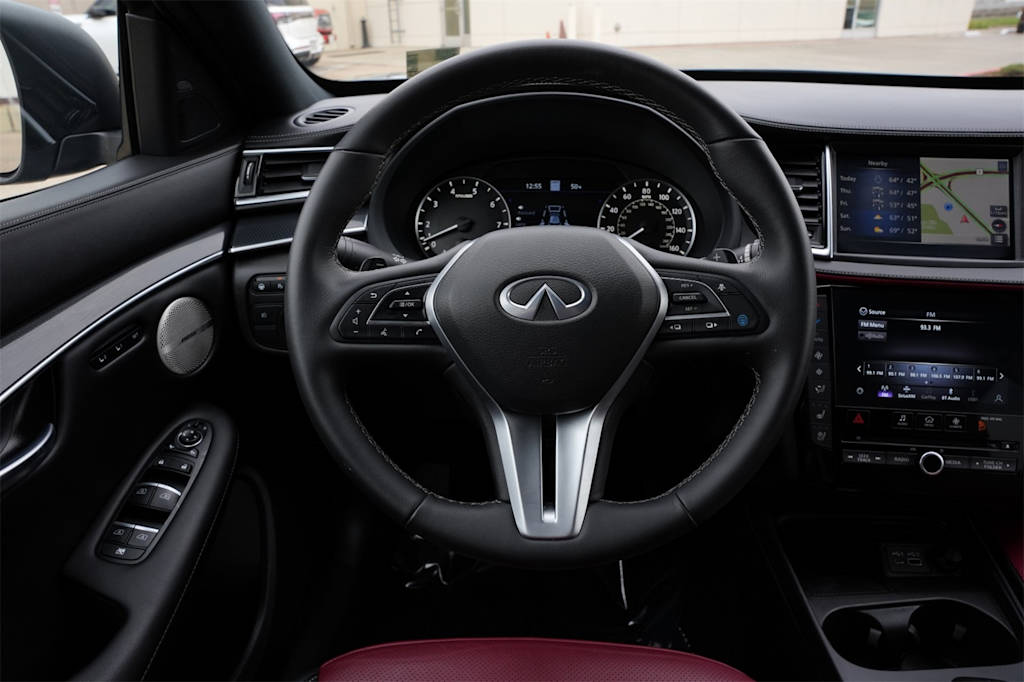 Thumbnail: 2025 INFINITI QX50 - 10