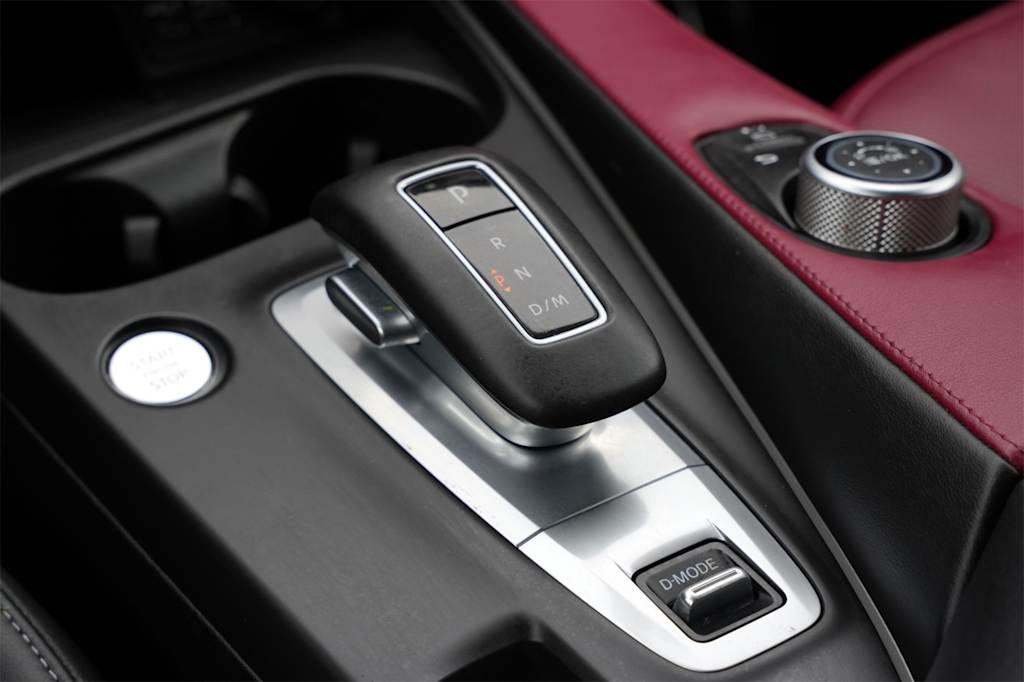 Thumbnail: 2025 INFINITI QX50 - 17