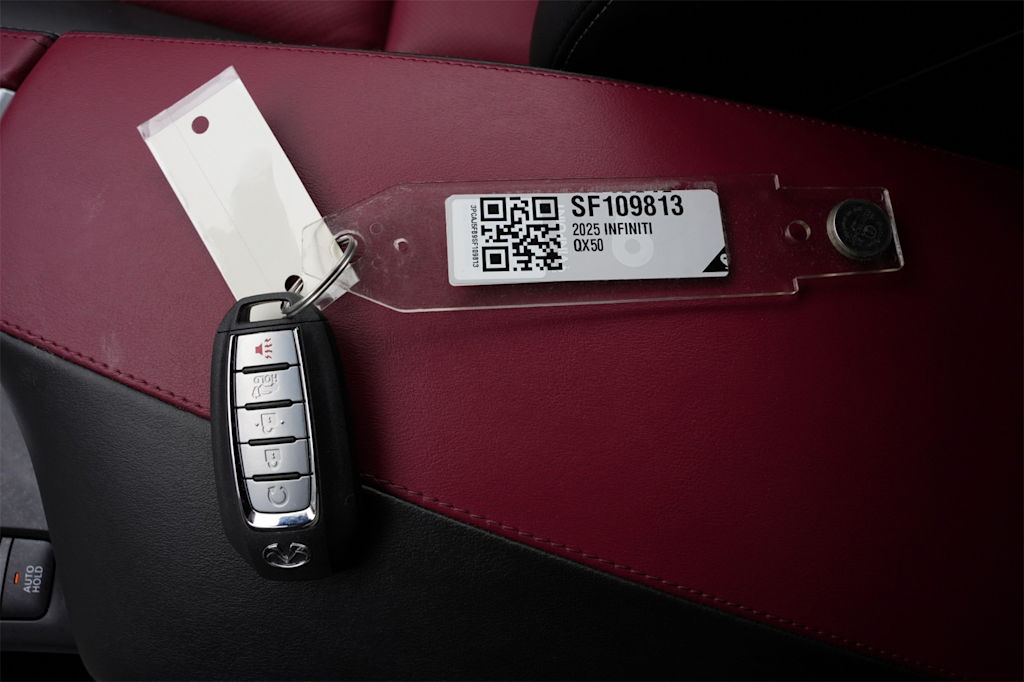Thumbnail: 2025 INFINITI QX50 - 20
