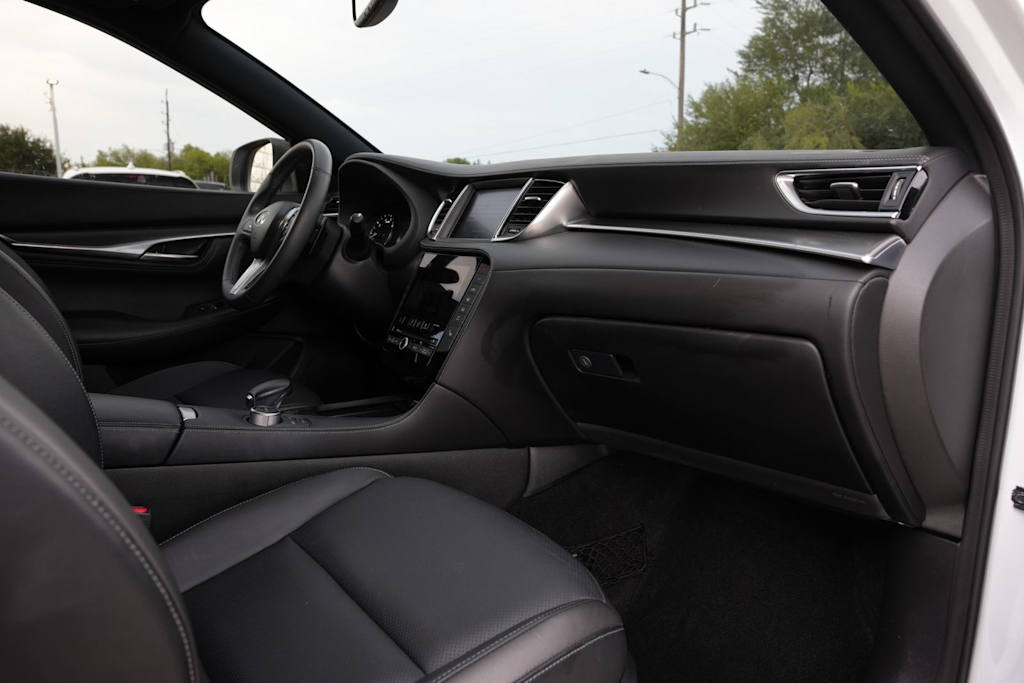 Thumbnail: 2023 INFINITI QX55 - 14