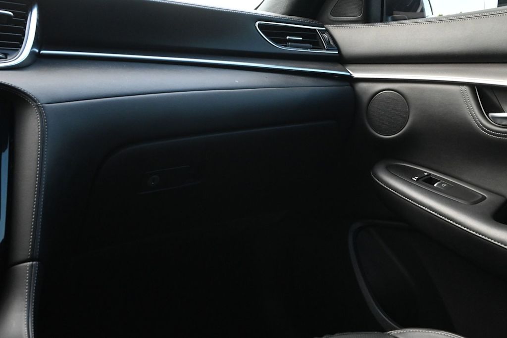 Thumbnail: 2023 INFINITI QX55 - 19