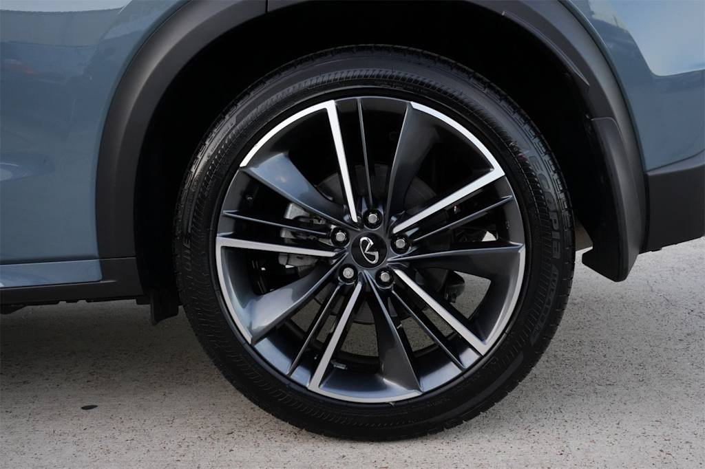 Thumbnail: 2025 INFINITI QX55 - 8