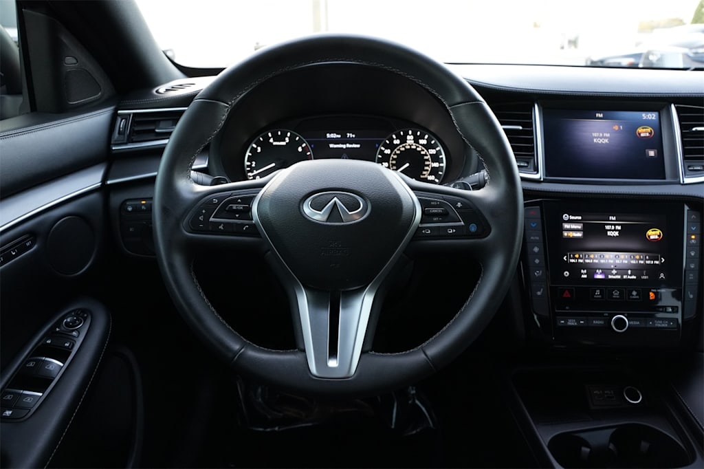 Thumbnail: 2025 INFINITI QX55 - 10