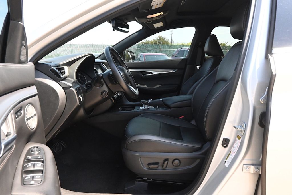 Thumbnail: 2022 INFINITI QX55 - 9