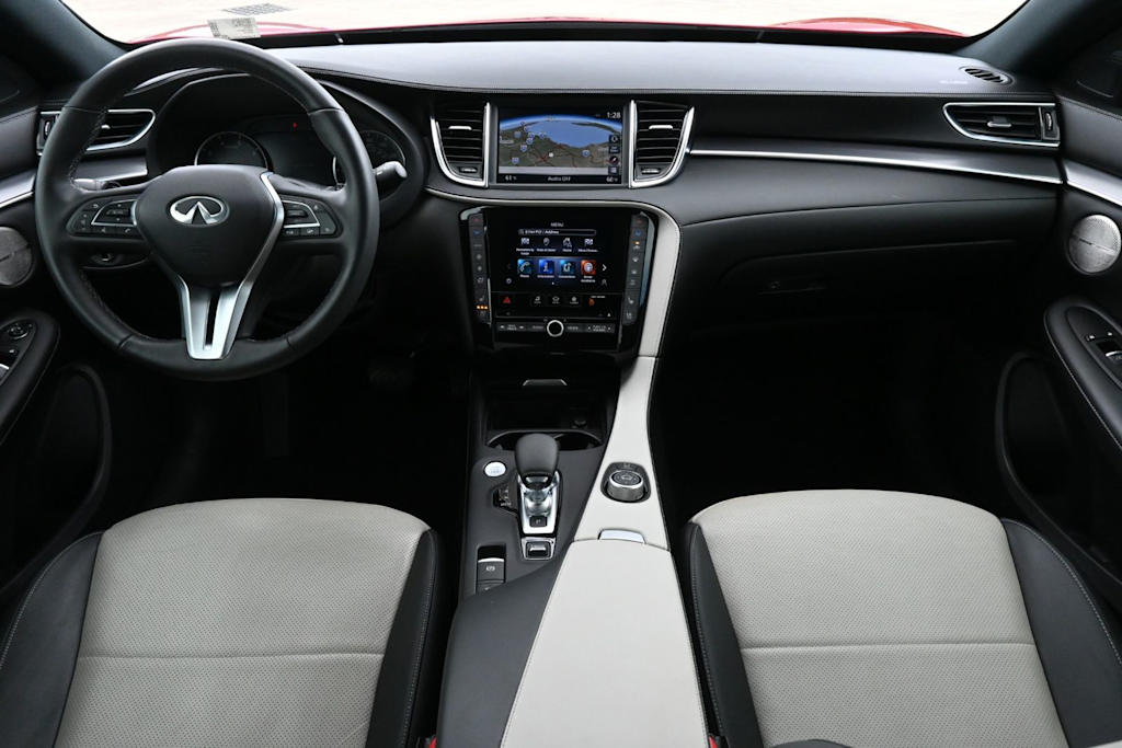 Thumbnail: 2022 INFINITI QX55 - 2